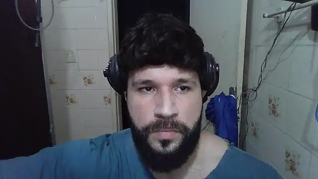 Snapshot of Cauan-t chatting on January 2025 11:40:02 PM Cauan-t online show from January 2025 11:40:02 PM