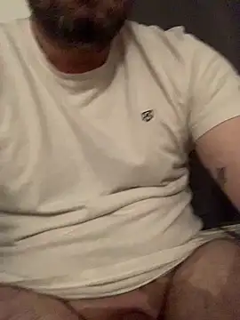 Snapshot of mikaaaaase chatting on March 2025 04:37:02 AM mikaaaaase online show from March 2025 04:37:02 AM