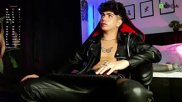 LyleBennett  online show from March 2026 12:11:01 PM