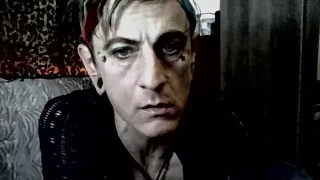 surRealGhost online show from January 2025 01:25:02 AM