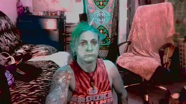 surRealGhost online show from March 2025 10:09:02 PM