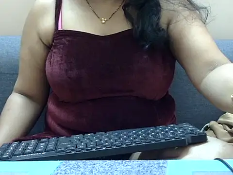 Riya riyaa online show from December 2025 08:34:01 AM