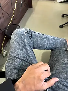 Snapshot of indboy chatting on October 2025 11:33:02 AM indboy online show from October 2025 11:33:02 AM