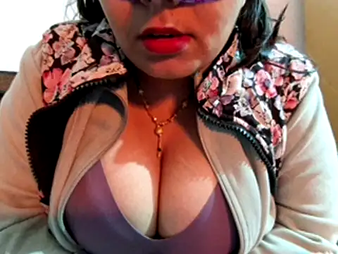 Snapshot of Anjalihotwife chatting on December 2024 03:16:02 AM Anjalihotwife online show from December 2024 03:16:02 AM