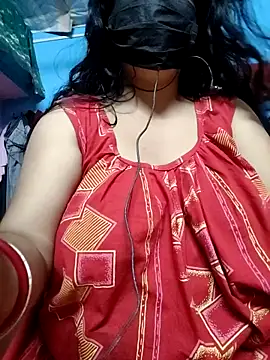 BERRY 00 online show from October 2025 10:19:02 AM