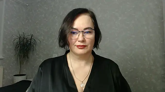 Snapshot of Nora_Star chatting on September 2025 08:42:01 PM Nora Star online show from September 2025 08:42:01 PM