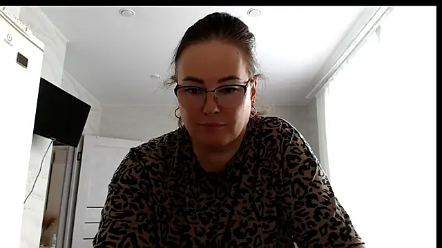 Nora Star online show from March 2026 11:34:02 AM