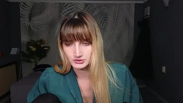 Nika Kitten online show from December 2025 08:19:02 AM