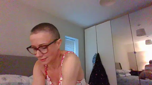 Snapshot of ELEGANT-ARIA36 chatting on February 2025 03:45:02 PM ELEGANT-ARIA36 online show from February 2025 03:45:02 PM