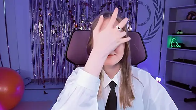 VivienLeeigh online show from March 2025 03:16:02 PM