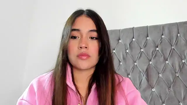 Snapshot of AriaMontgomery chatting on January 2025 07:36:01 AM AriaMontgomery online show from January 2025 07:36:01 AM