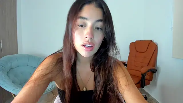 Snapshot of AriaMontgomery chatting on February 2025 11:15:01 PM AriaMontgomery online show from February 2025 11:15:01 PM