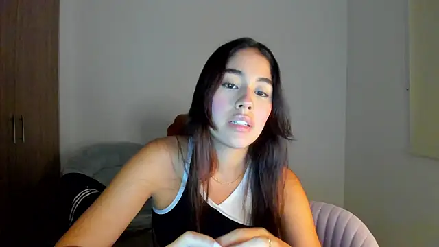 Snapshot of AriaMontgomery chatting on March 2025 03:02:02 AM AriaMontgomery online show from March 2025 03:02:02 AM