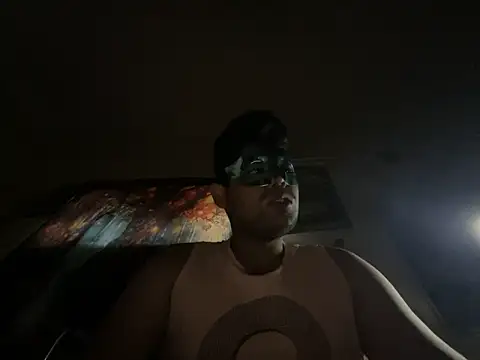 Snapshot of Freebird783 chatting on September 2025 01:20:02 AM Freebird783 online show from September 2025 01:20:02 AM