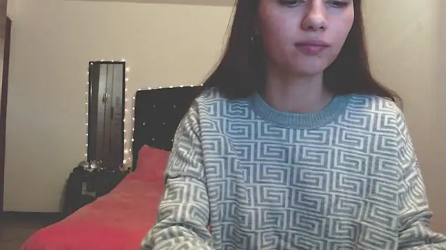 holy juli online show from April 2026 03:59:02 AM