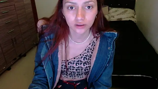 Snapshot of holy_juli chatting on May 2026 03:36:01 AM holy juli online show from May 2026 03:36:01 AM