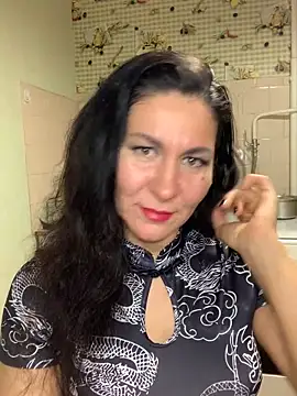Snapshot of Tina_Moretti chatting on March 2025 08:16:01 PM Tina Moretti online show from March 2025 08:16:01 PM