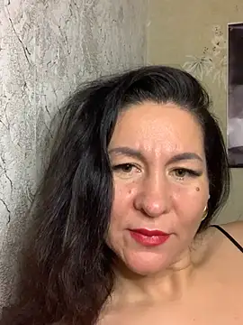 Snapshot of Tina_Moretti chatting on March 2025 11:12:02 PM Tina Moretti online show from March 2025 11:12:02 PM