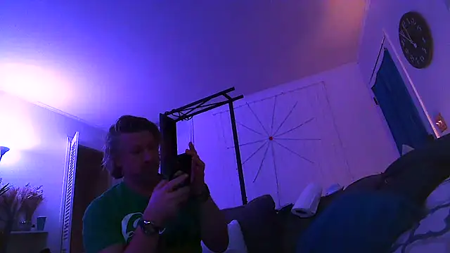 Snapshot of onlym4m chatting on March 2025 05:03:01 AM onlym4m online show from March 2025 05:03:01 AM