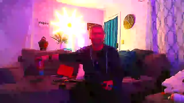 Snapshot of onlym4m chatting on March 2025 05:30:01 AM onlym4m online show from March 2025 05:30:01 AM