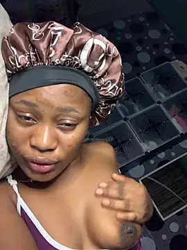 Snapshot of Badgirl2666 chatting on January 2025 03:49:02 AM Badgirl2666 online show from January 2025 03:49:02 AM