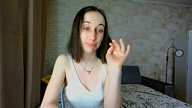 Snapshot of Anika_bloom chatting on July 2026 07:21:01 PM Anika bloom online show from July 2026 07:21:01 PM