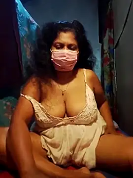 Snapshot of SL-WASI chatting on December 2025 05:21:02 PM SL-WASI online show from December 2025 05:21:02 PM