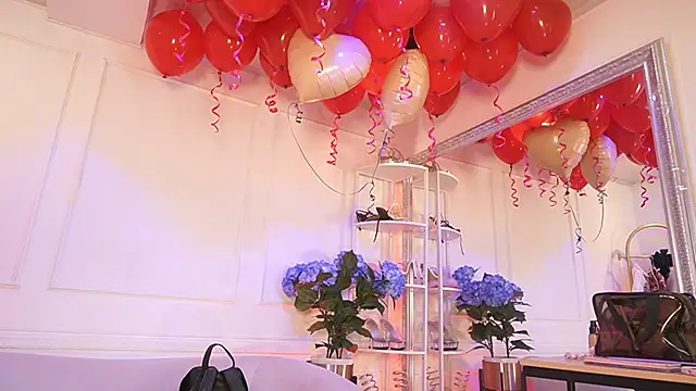 elasummer online show from February 2026 12:23:02 PM