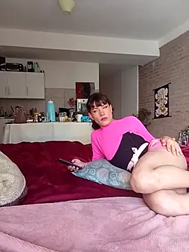 LaCristinatrans online show from September 2025 03:55:02 PM