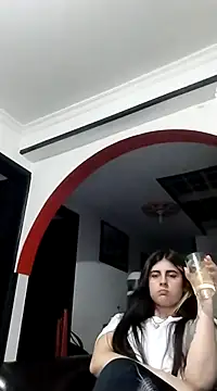 Snapshot of samanta_rosas1 chatting on December 2024 10:48:01 PM samanta rosas1 online show from December 2024 10:48:01 PM