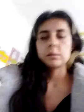 Snapshot of samanta_rosas1 chatting on March 2025 06:11:01 PM samanta rosas1 online show from March 2025 06:11:01 PM