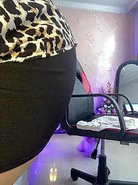 Sharongirl07 online show from February 2025 07:15:02 PM