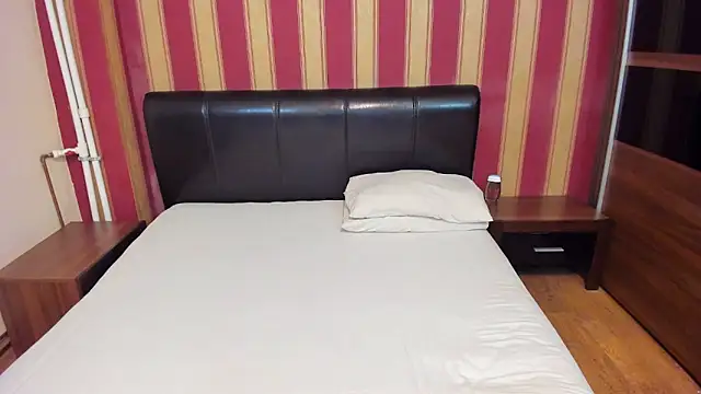 Snapshot of AshPage chatting on December 2024 08:58:02 PM AshPage online show from December 2024 08:58:02 PM