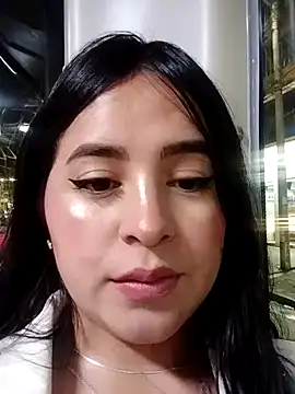 Snapshot of sunshine_maddy chatting on January 2025 01:32:01 AM sunshine maddy online show from January 2025 01:32:01 AM