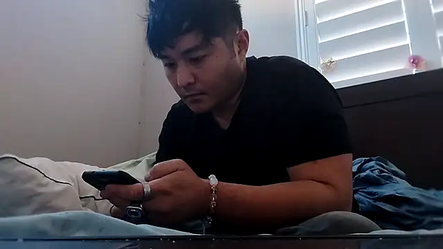 Snapshot of cloudyspun chatting on December 2025 09:08:02 PM cloudyspun online show from December 2025 09:08:02 PM