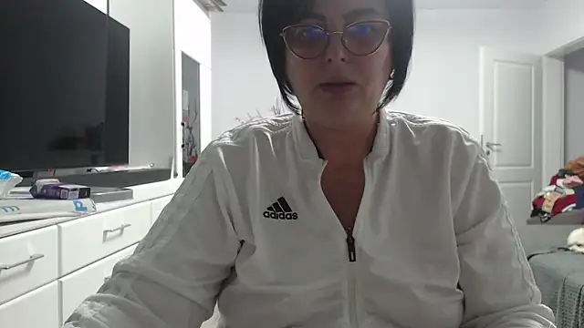 Amandamuller1982 online show from November 2025 08:52:01 PM