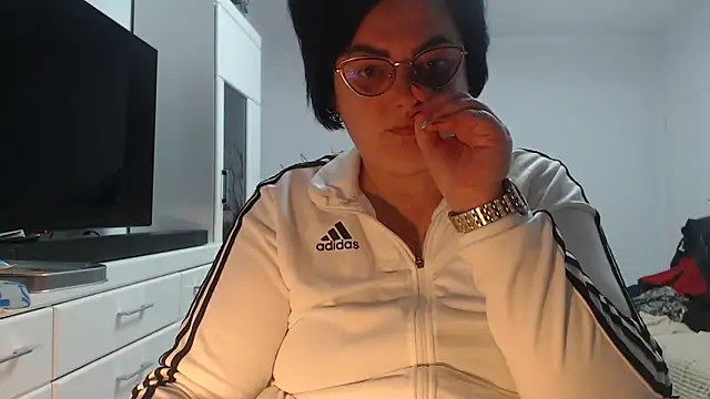 Amandamuller1982 online show from March 2026 11:00:02 PM