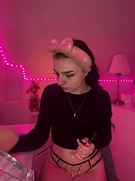 AdelinaAlia online show from February 2026 07:32:02 PM