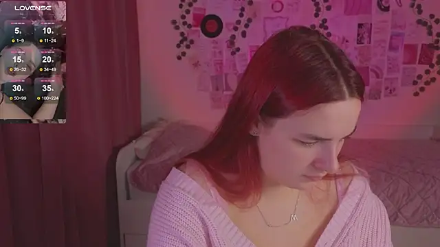 Snapshot of CookyDaisy chatting on October 2025 01:59:02 PM CookyDaisy online show from October 2025 01:59:02 PM