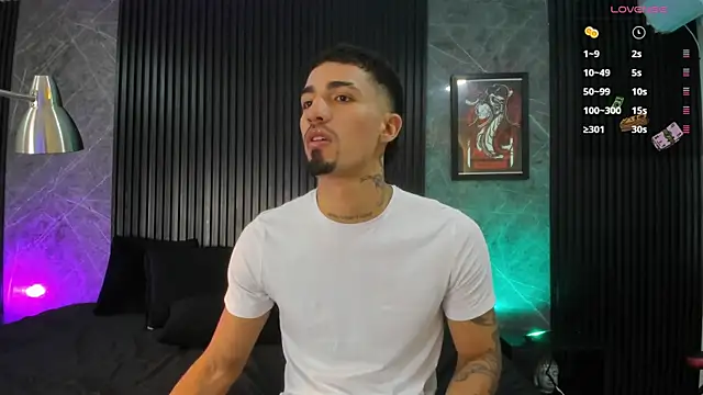 Snapshot of Duriel_ chatting on January 2025 12:26:02 PM Duriel  online show from January 2025 12:26:02 PM