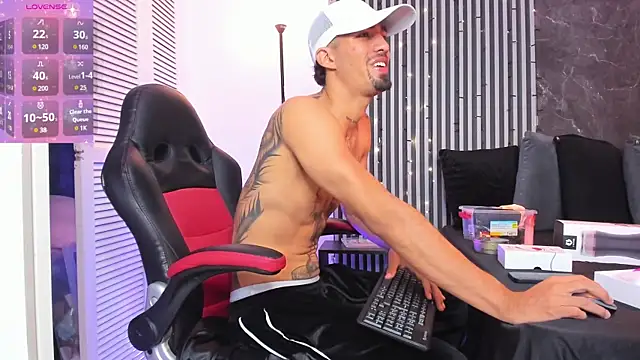 Snapshot of Duriel_ chatting on January 2025 12:18:01 PM Duriel  online show from January 2025 12:18:01 PM