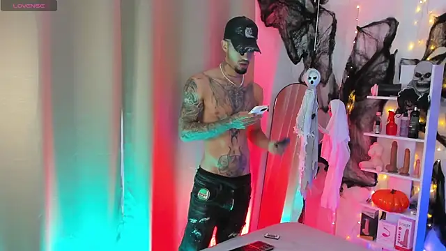 Snapshot of Duriel_ chatting on October 2025 05:46:02 PM Duriel  online show from October 2025 05:46:02 PM