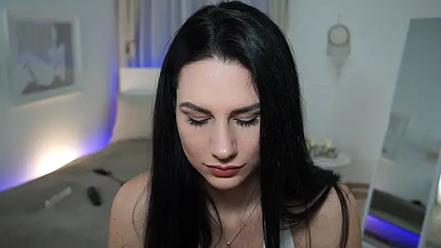 Snapshot of ZoeeZolton chatting on February 2025 06:16:01 PM ZoeeZolton online show from February 2025 06:16:01 PM