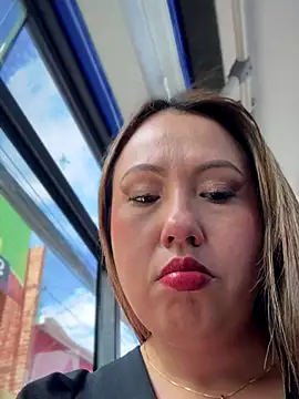 VIOLETA-25  online show from November 2025 02:54:01 PM