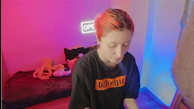 Snapshot of Bloom-fairy chatting on February 2026 02:59:01 PM Bloom-fairy online show from February 2026 02:59:01 PM