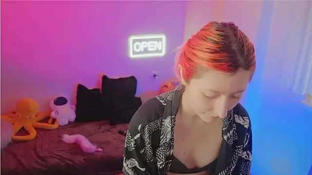 Snapshot of Bloom-fairy chatting on February 2026 01:42:01 PM Bloom-fairy online show from February 2026 01:42:01 PM