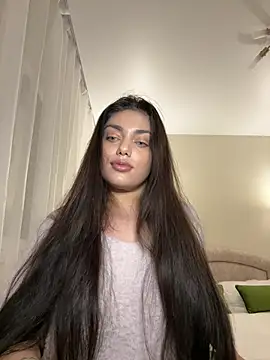 Snapshot of Sweet_Khalifa_ chatting on January 2025 03:01:02 PM Sweet Khalifa  online show from January 2025 03:01:02 PM