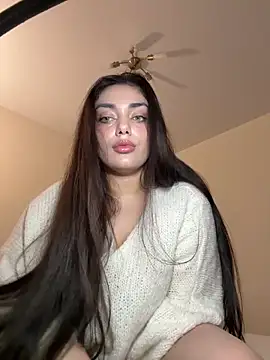 Snapshot of Sweet_Khalifa_ chatting on February 2025 03:06:01 PM Sweet Khalifa  online show from February 2025 03:06:01 PM