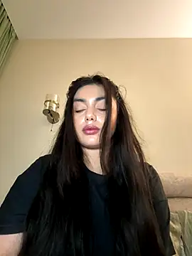 Sweet Khalifa  online show from November 2025 02:40:02 PM