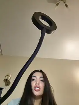 Sweet Khalifa  online show from December 2025 02:37:02 PM